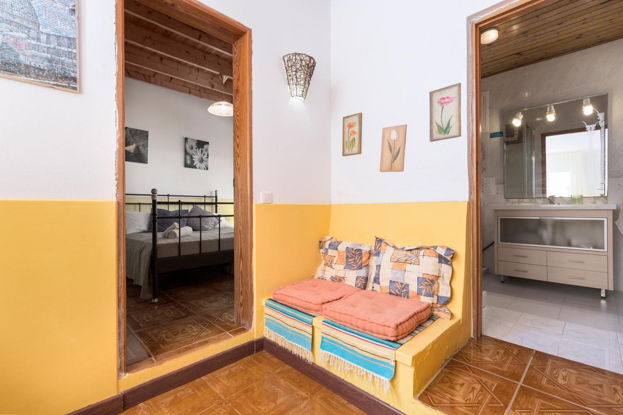Home2Book Quiet Villa With Private Pool Triquivijate Exterior photo